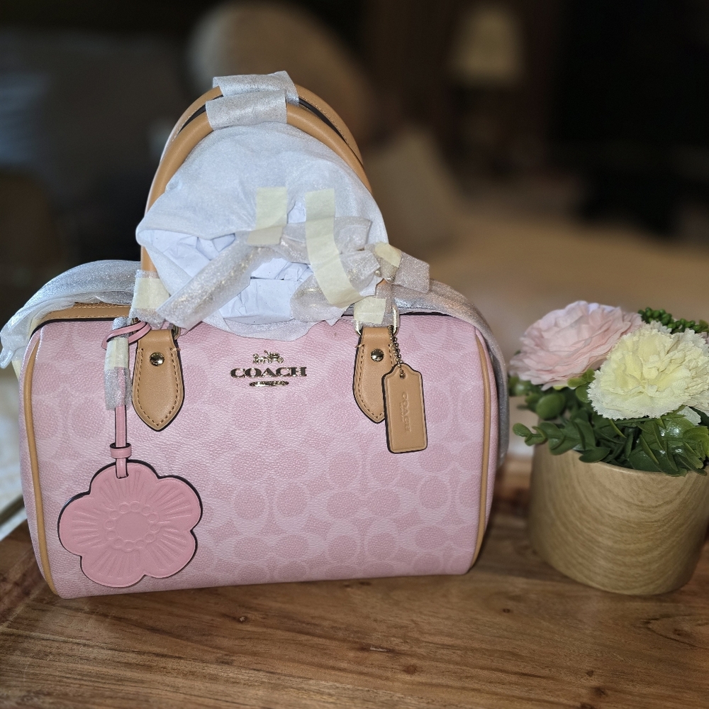NWT Coach Medium Powder Pink Rowan STILL FACTORY WRAPPED - Picture 5 of 7